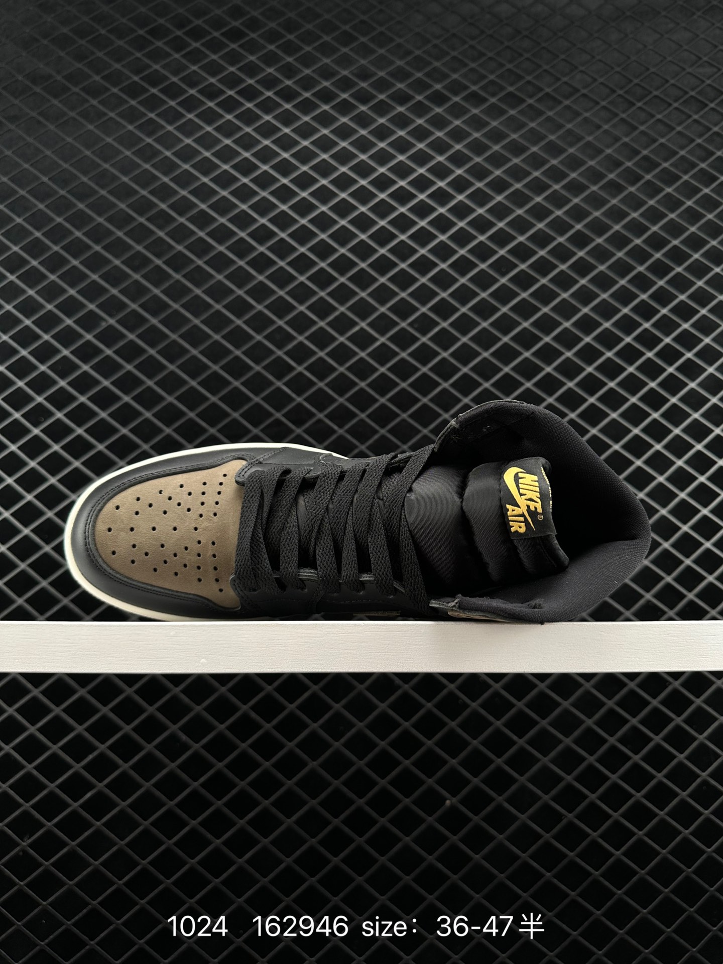 Travis Scott x Air Jordan 1 High